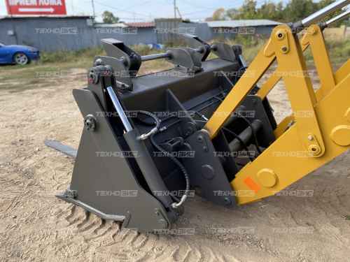 экскаватор-погрузчик 1 куб 2.5 тонны builder bl388 (разновеликие колеса)